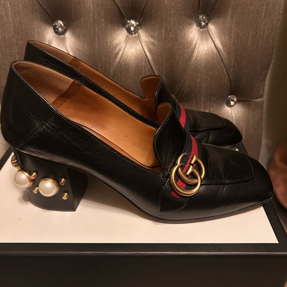 Authentic Gucci Loafers - Picture 6 of 14